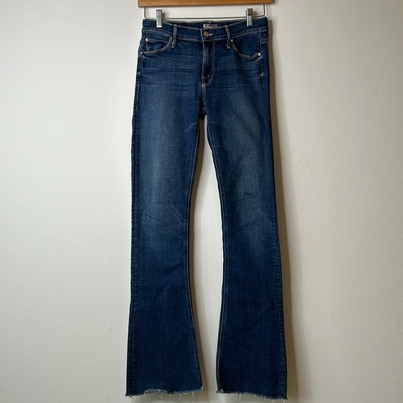 MOTHER Jeans The Runaway Fray in Girl Crush | Size 28 | Flare Raw Hem - Picture 8 of 16
